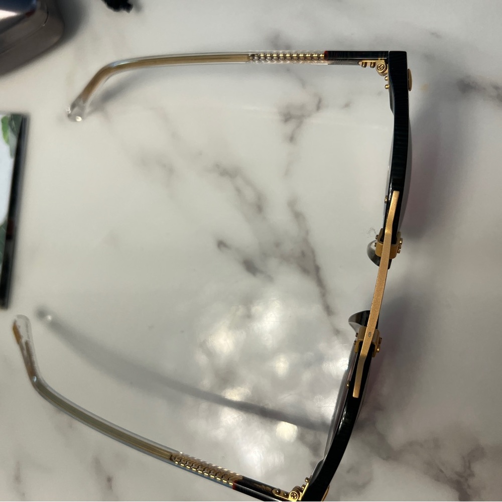 KREWE St. Louis Round Sunglasses with Mirror Lenses and Gold Detail - Picture 7 of 10